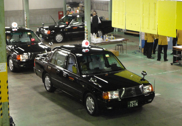 一日の仕事の流れ「帰庫」｜福岡のタクシー会社 トマタク